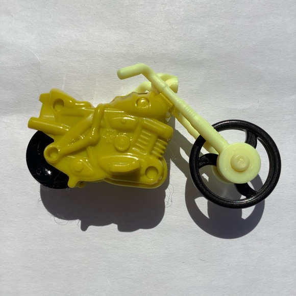 Kinder Joy Yellow & Green Motor Bikes Motorcycles - Picture 7 of 12